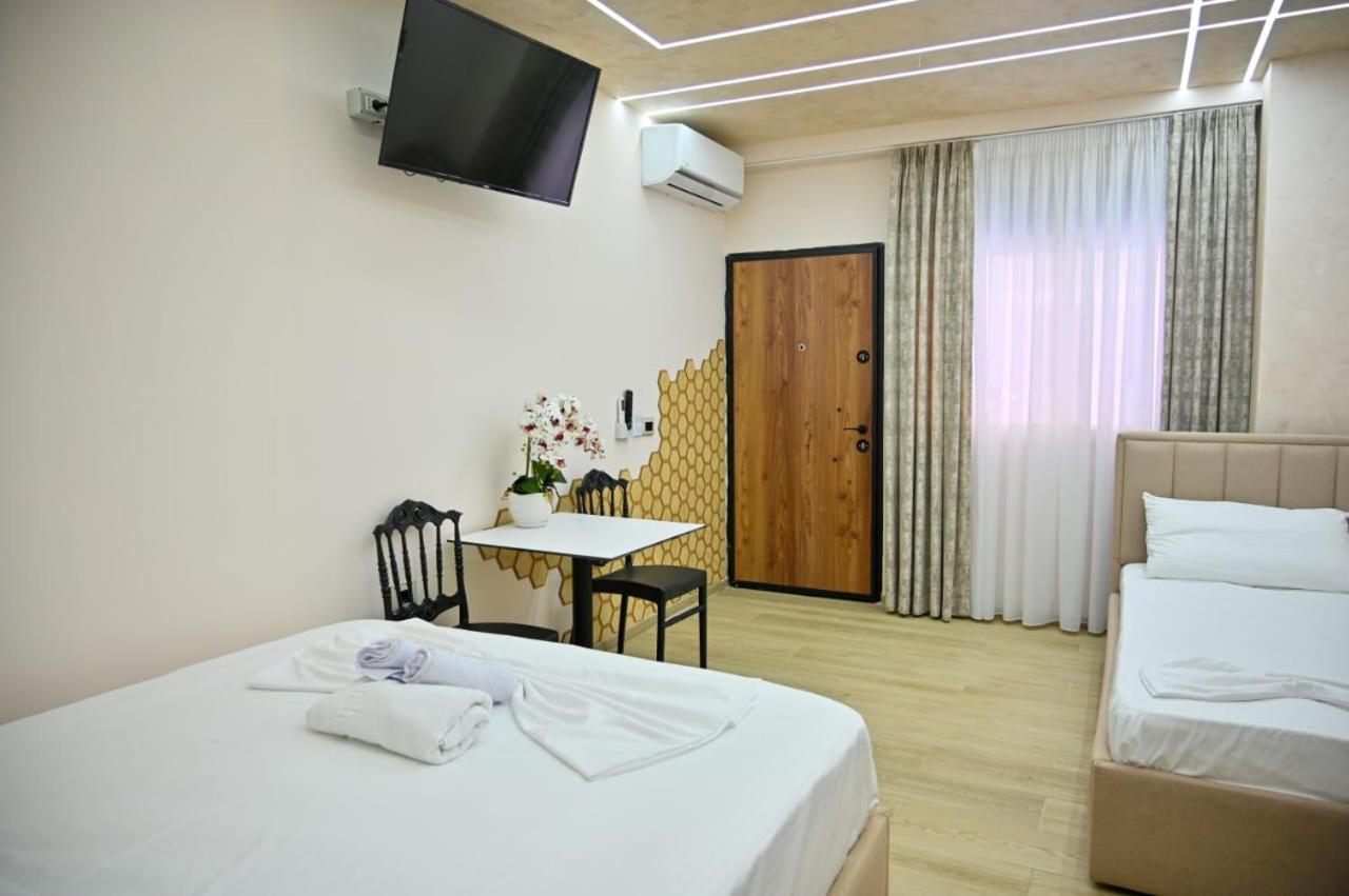 Andi Apartments Durres Luaran gambar